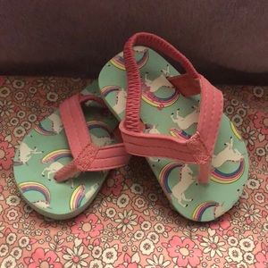 Carter’s Unicorn Flip Flops **Infant**